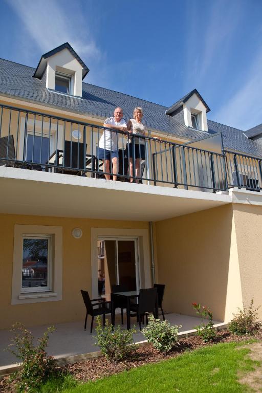 Residence Le Bois Flotte Merville-Franceville-Plage Rum bild